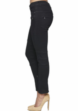 Load image into Gallery viewer, New London Derby Jeans Black
