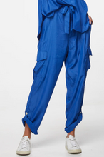 Load image into Gallery viewer, Zaket &amp; Plover Weekend Pant - Azure Blue
